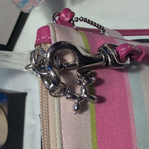 Coach Soho Pastel Striped Wristlet W/ Pink leather Piping, Wristlet, Front Snap - Picture 13 of 16